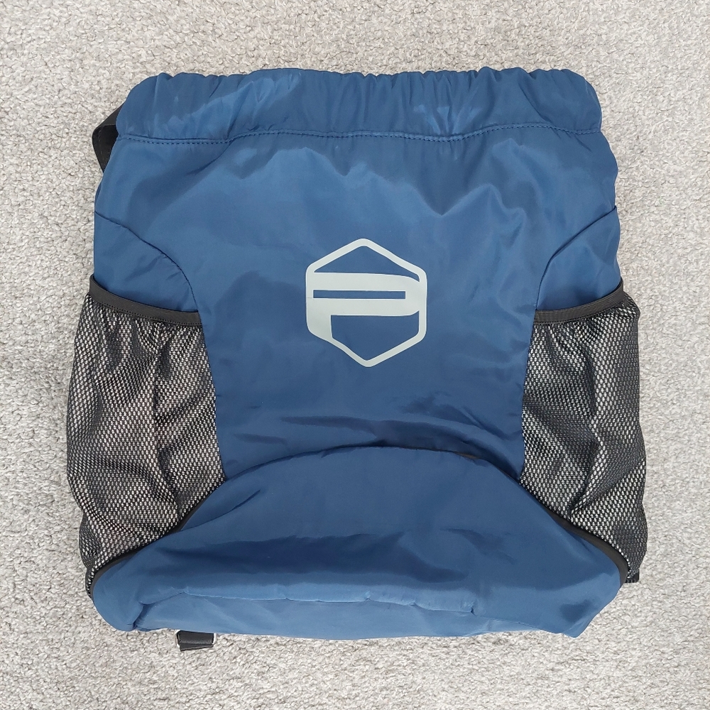 Picador Backpack soccer ball bag youth Age 8-12 draw string wet/dry